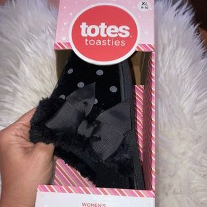 Totes Toasties Memory Foam Slippers